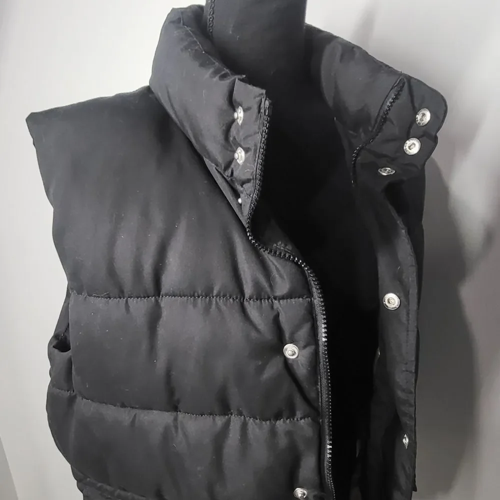 Old Navy Women's Black Puffer Vest